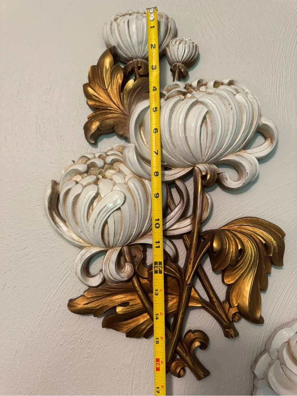 HOMCO White and Gold Floral Wall Décor
